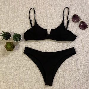 V Wire Bikini